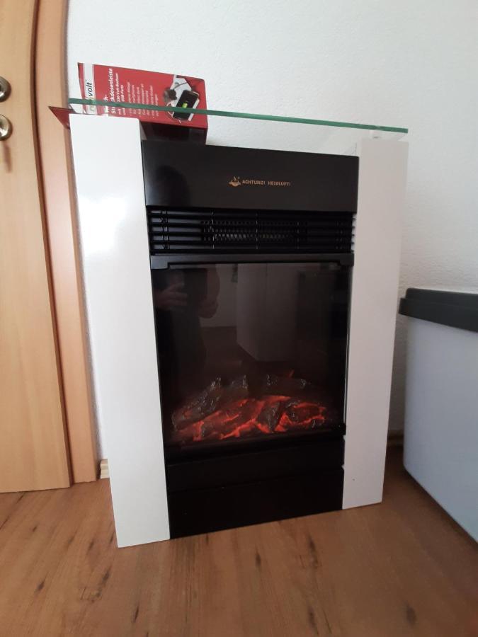 Biberach-Riss-Zimmer-Frei, Einzel-Zimmer Bad Kueche Birkenhard Kültér fotó