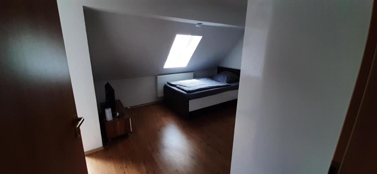 Biberach-Riss-Zimmer-Frei, Einzel-Zimmer Bad Kueche Birkenhard Kültér fotó